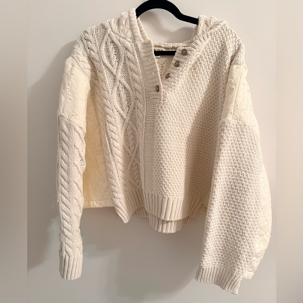 POL Women's Textured Mixed Media Cream V-Neck Sweater
